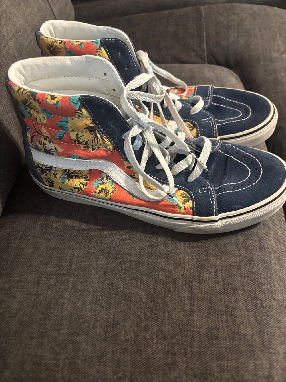 Vans Unisex Sneakers Size M8.5 W 10 Blue Sk8-Hi Star Wars Yoda Aloha Floral